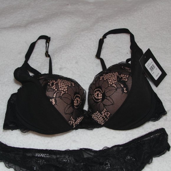 Frederick's of Hollywood Valerie Push Up Bra & Thong Set 36C/L - Picture 4 of 10